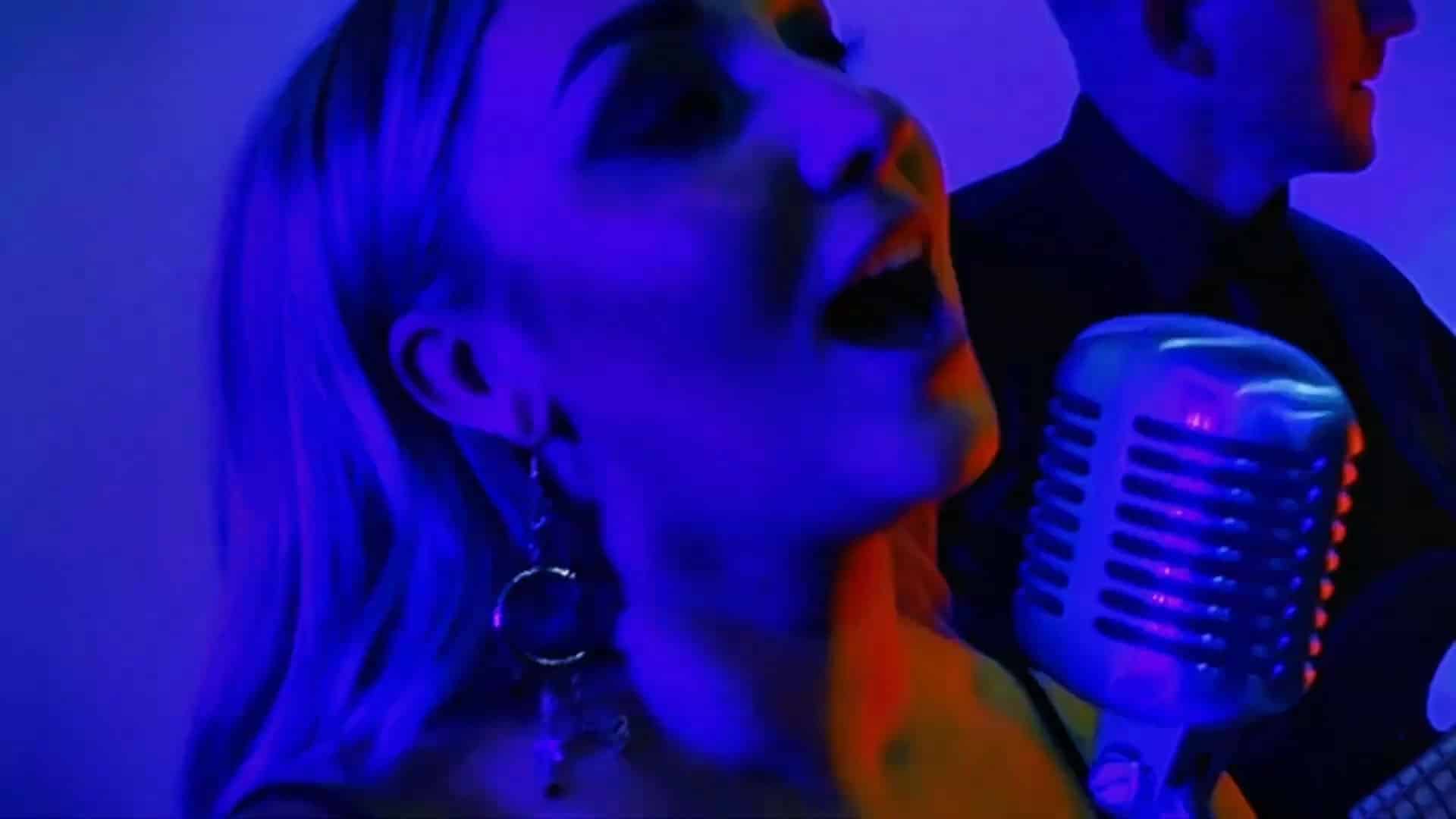 Vivid Band